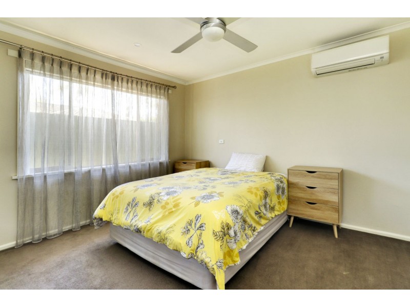 83 Russell Street, Deniliquin NSW 2710