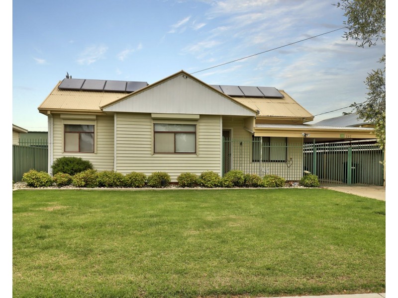 292 Sloane Street, Deniliquin NSW 2710