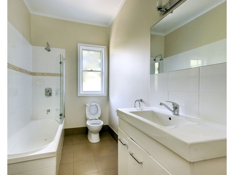 414 Harfleur Street, Deniliquin NSW 2710