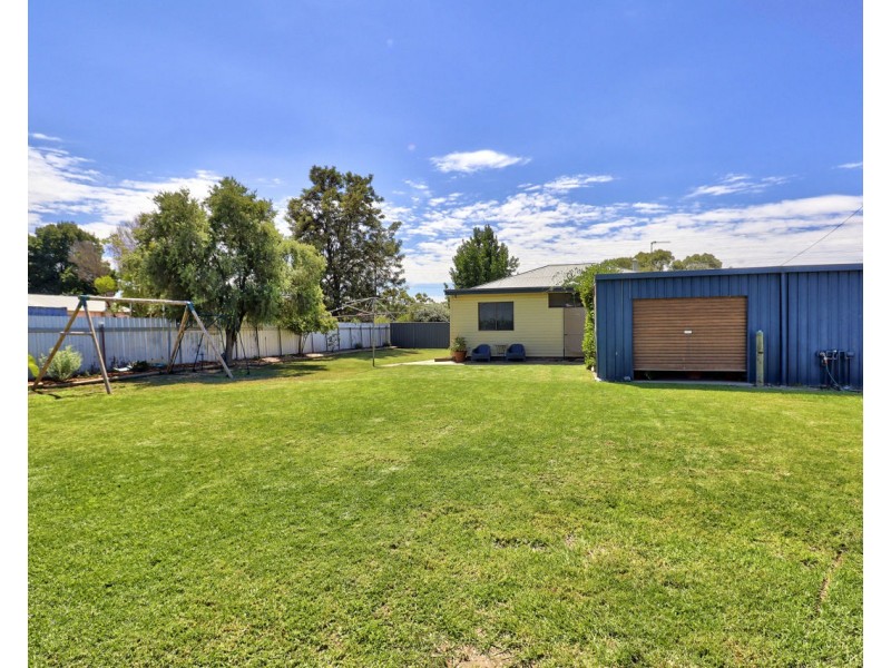 312 Fitzroy Street, Deniliquin NSW 2710