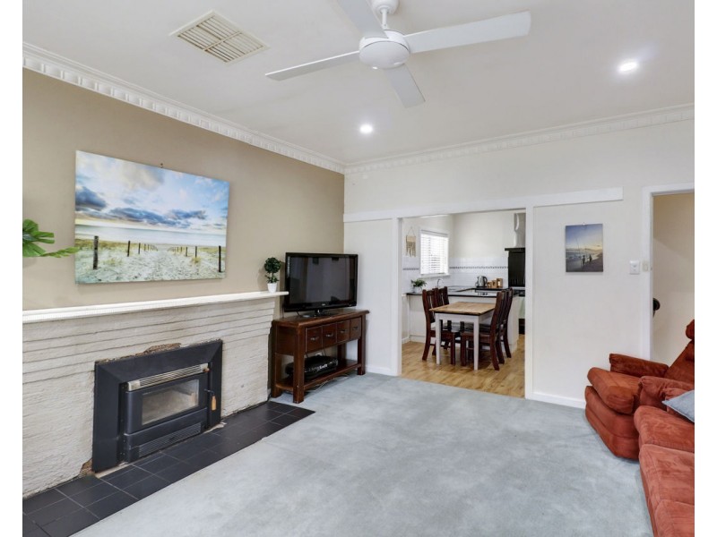 312 Fitzroy Street, Deniliquin NSW 2710
