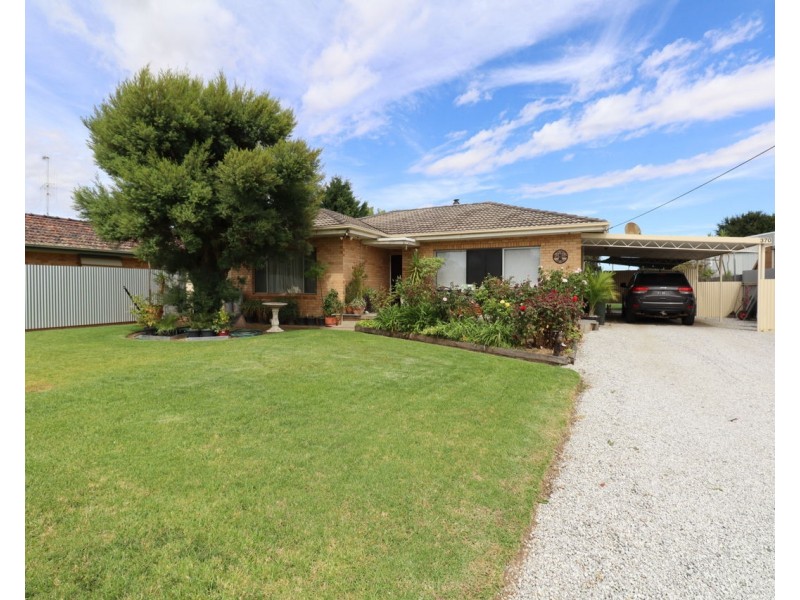 370 Wood Street, Deniliquin NSW 2710