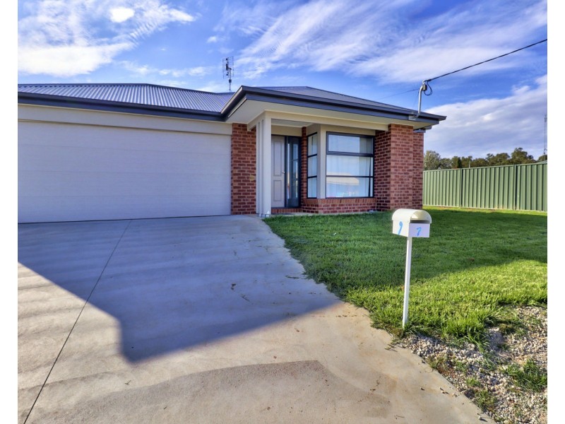7 Opitz Crt, Mathoura NSW 2710