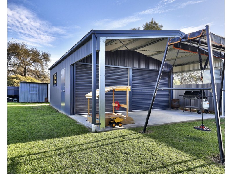 292 Fitzroy Street, Deniliquin NSW 2710