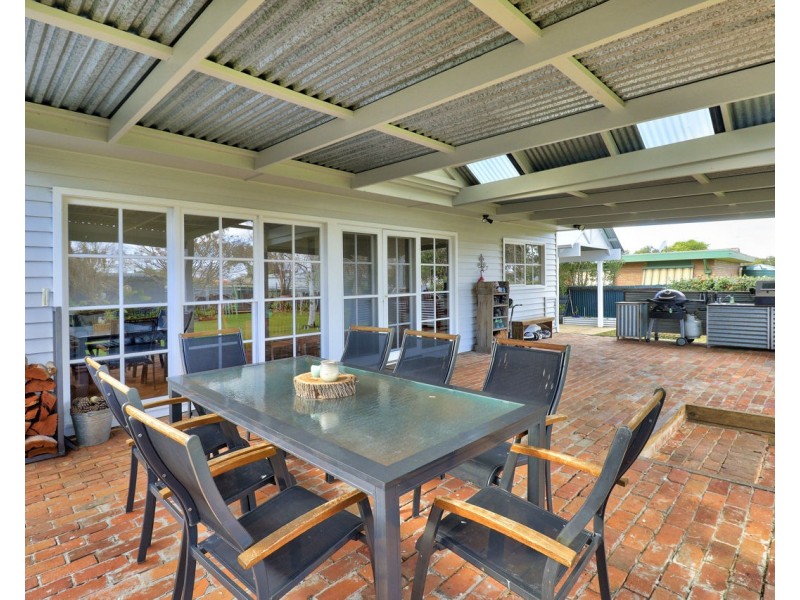 218 Henry Street, Deniliquin NSW 2710