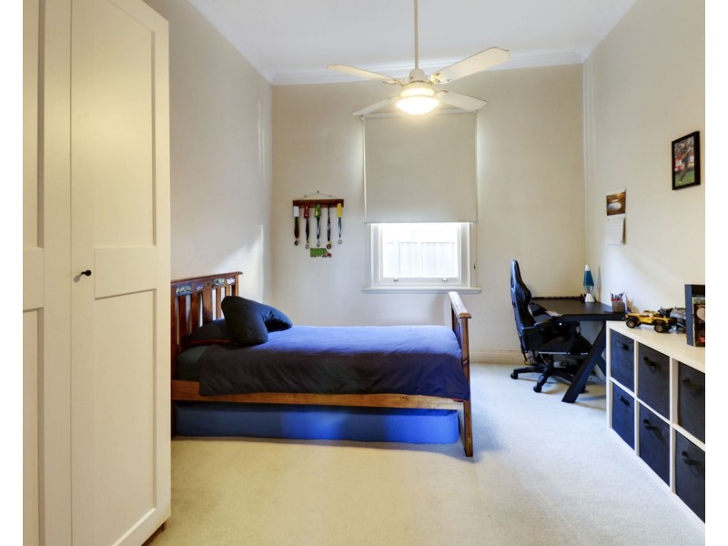 218 Henry Street, Deniliquin NSW 2710