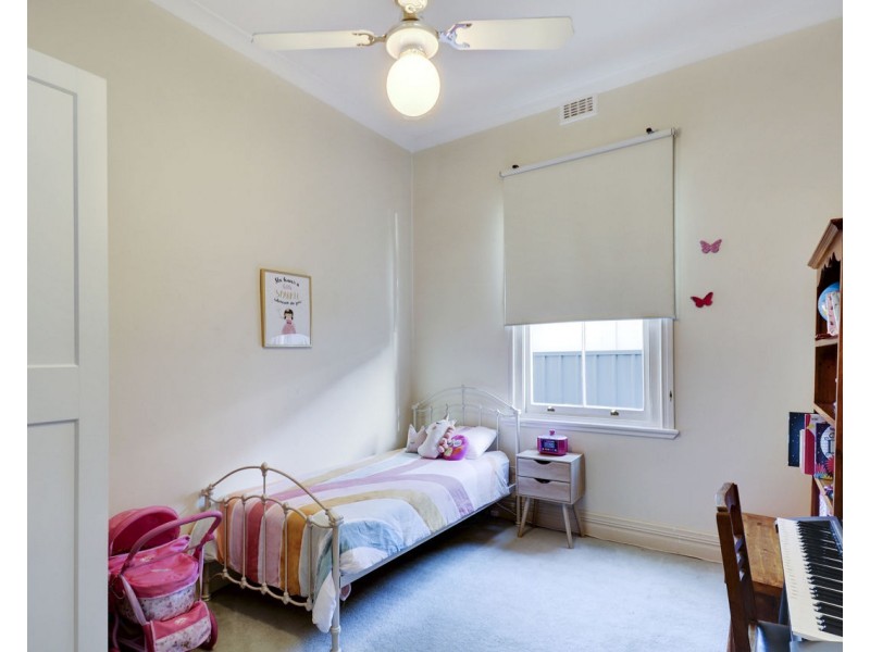 218 Henry Street, Deniliquin NSW 2710