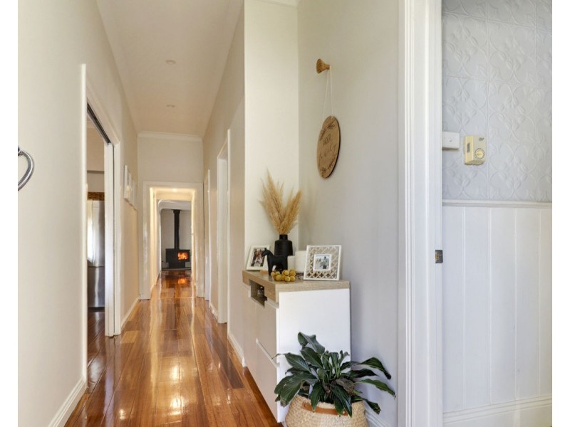 260 Victoria Street, Deniliquin NSW 2710