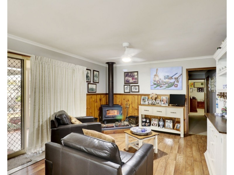 61-63 Gulpa Street, Mathoura NSW 2710