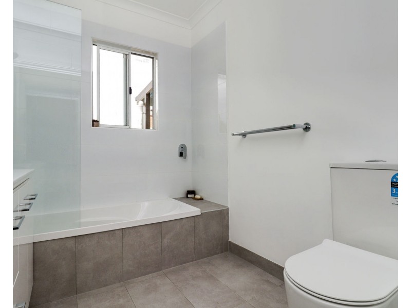 482 Cressy Street, Deniliquin NSW 2710