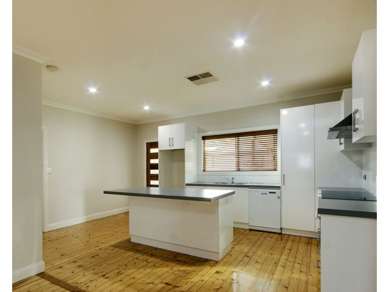 482 Cressy Street, Deniliquin NSW 2710