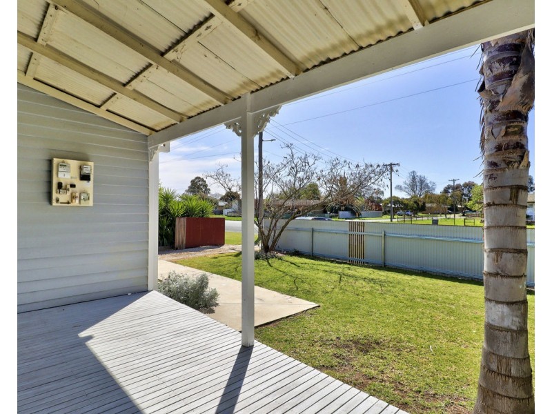 498 Henry Street, Deniliquin NSW 2710