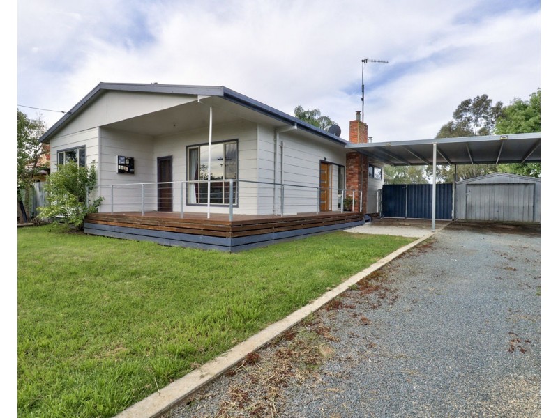 455 Poictiers Street, Deniliquin NSW 2710