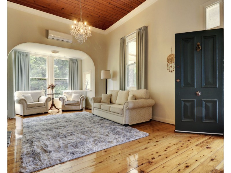 105 Edwardes Street, Deniliquin NSW 2710