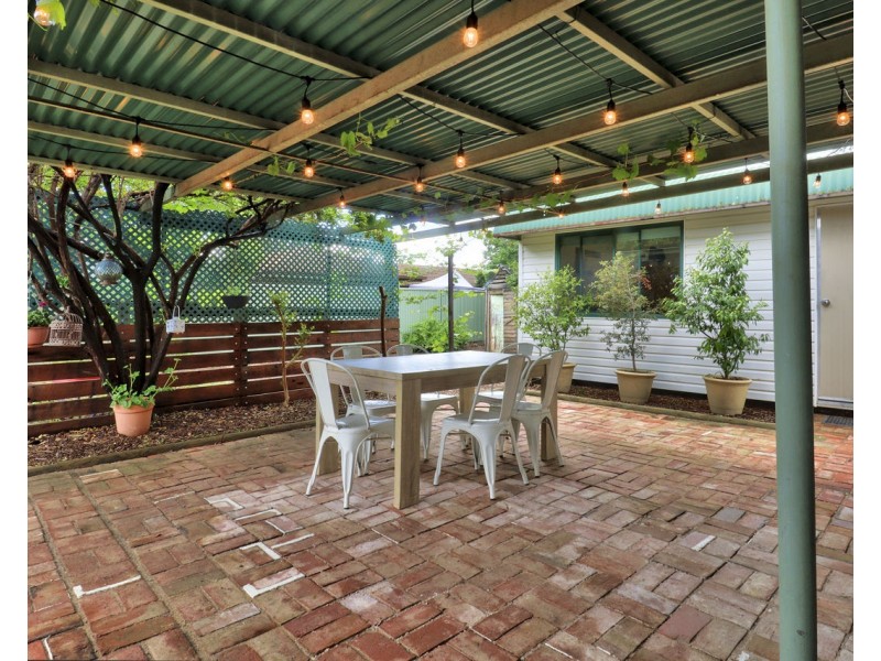 105 Edwardes Street, Deniliquin NSW 2710