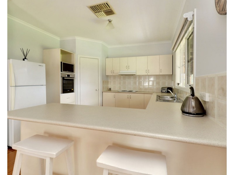 57 Livingstone Street, Mathoura NSW 2710