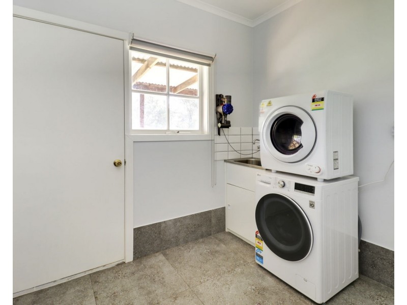 57 Livingstone Street, Mathoura NSW 2710