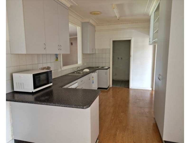 317 Finley Road, Deniliquin NSW 2710