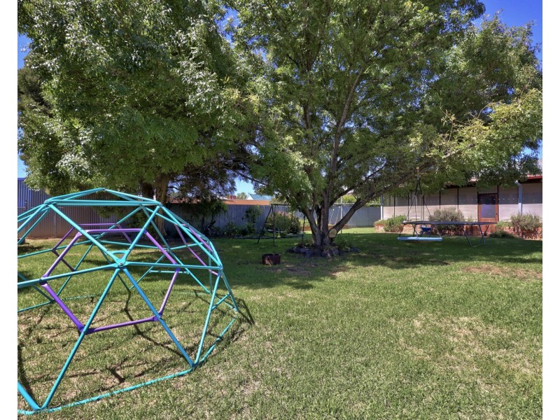431 Cressy Street, Deniliquin NSW 2710