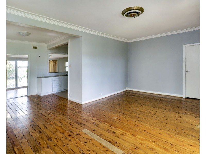 106 Junction Street, Deniliquin NSW 2710