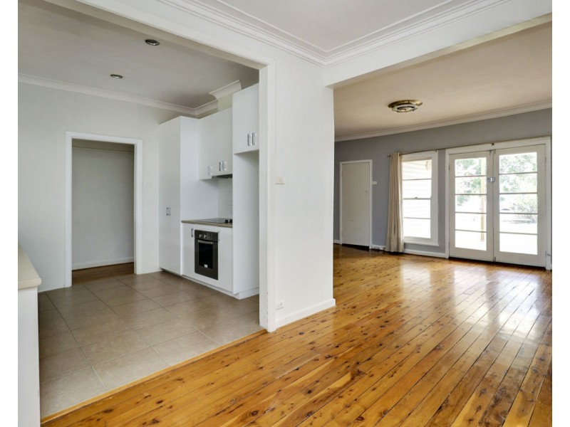 106 Junction Street, Deniliquin NSW 2710