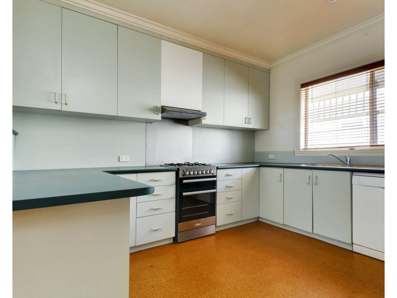 366 Henry Street, Deniliquin NSW 2710