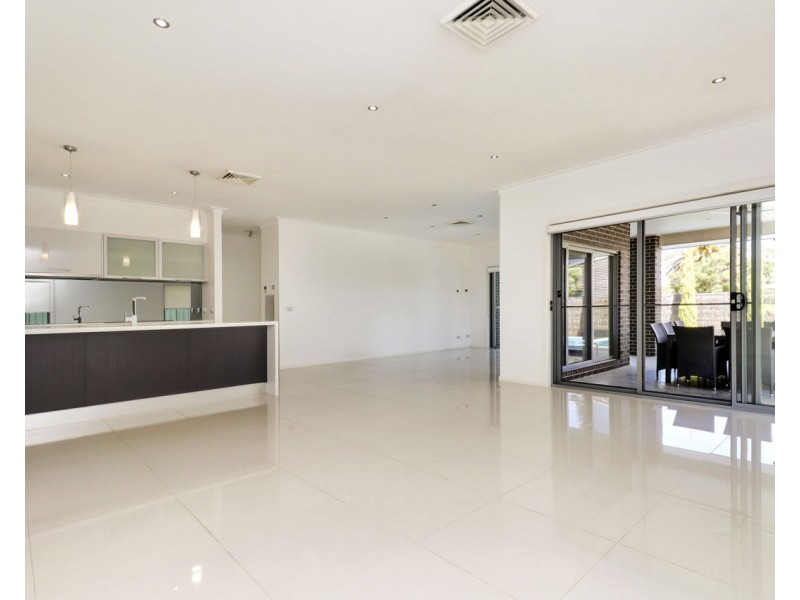 444 Cressy Street, Deniliquin NSW 2710