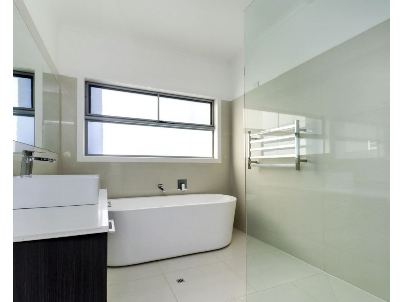 444 Cressy Street, Deniliquin NSW 2710