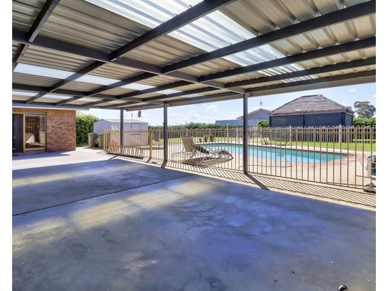 47 Lawson Syphon Road, Deniliquin NSW 2710