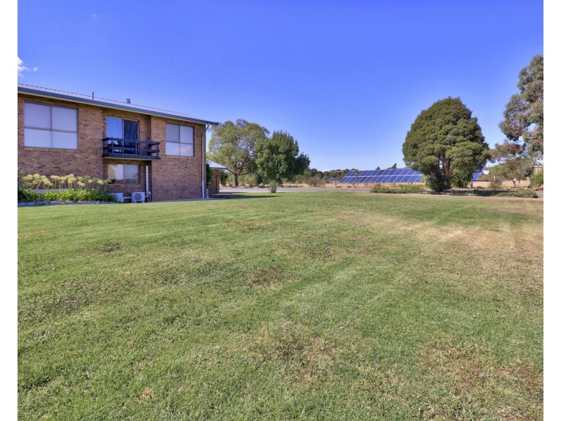 47 Lawson Syphon Road, Deniliquin NSW 2710