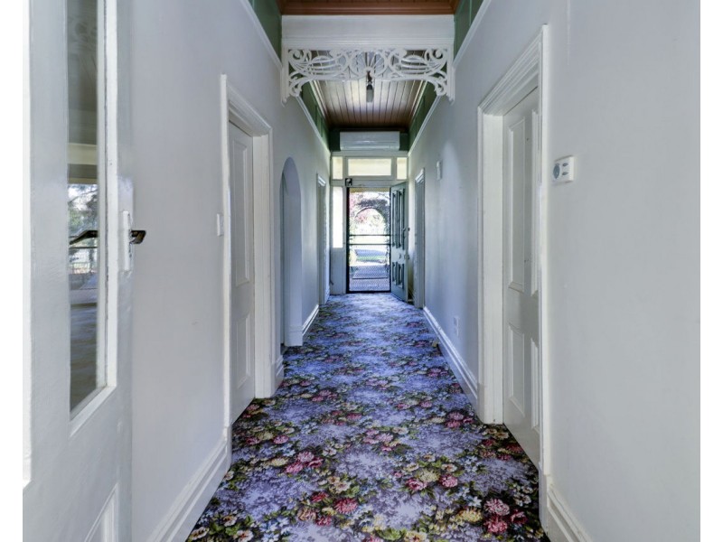 331 Poictiers Street, Deniliquin NSW 2710