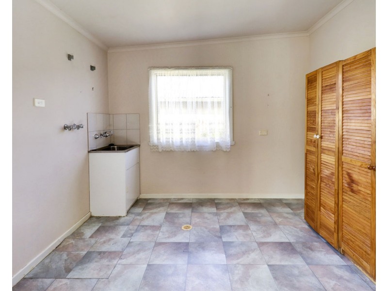 331 Poictiers Street, Deniliquin NSW 2710