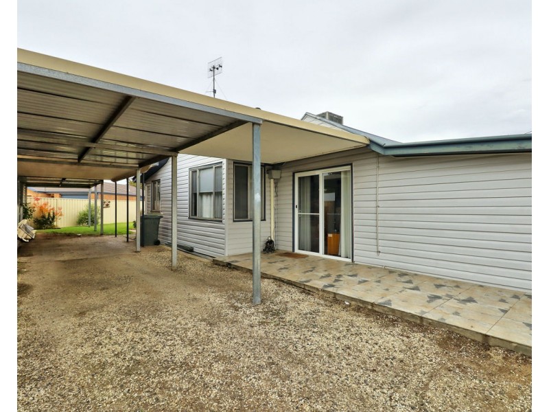 435 Henry Street, Deniliquin NSW 2710