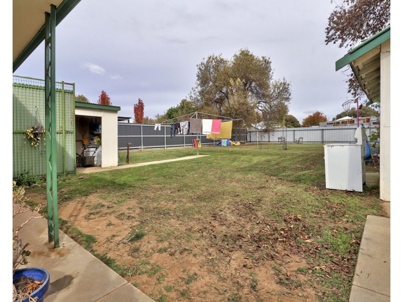 480 Cressy Street, Deniliquin NSW 2710