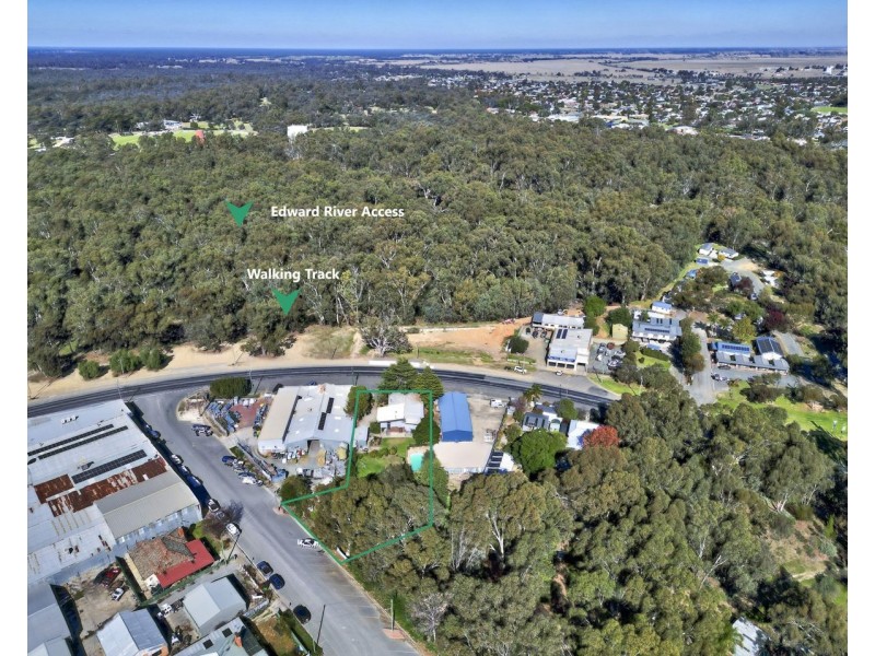 35 Davidson Street, Deniliquin NSW 2710