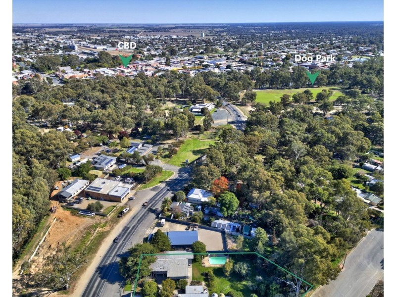 35 Davidson Street, Deniliquin NSW 2710