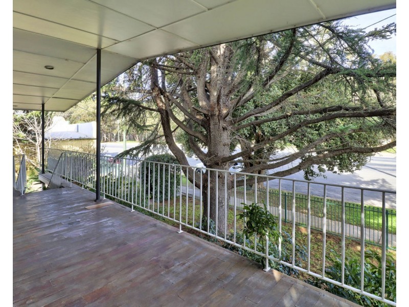 35 Davidson Street, Deniliquin NSW 2710