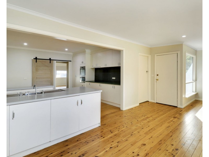 35 Davidson Street, Deniliquin NSW 2710