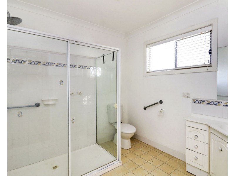 35 Davidson Street, Deniliquin NSW 2710