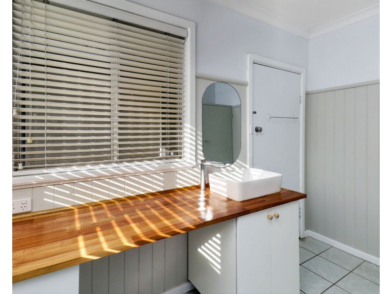 35 Davidson Street, Deniliquin NSW 2710