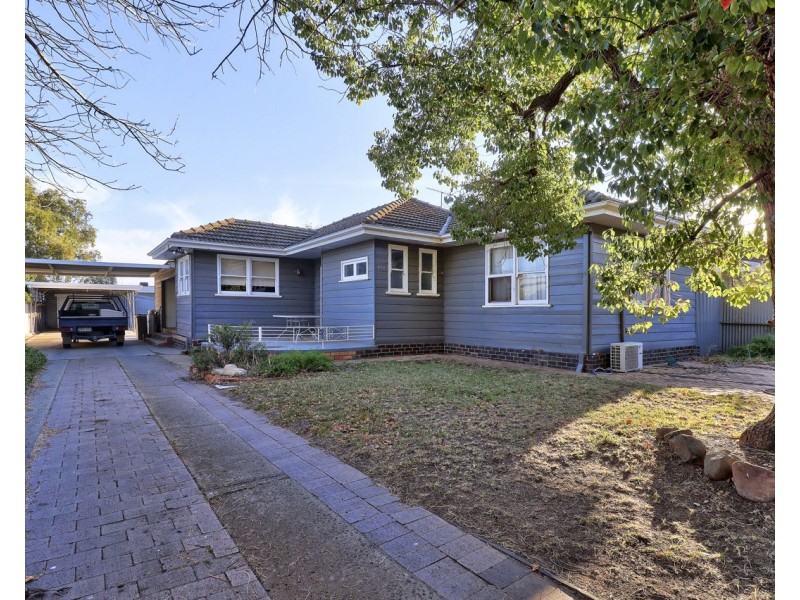 472 George Street, Deniliquin NSW 2710