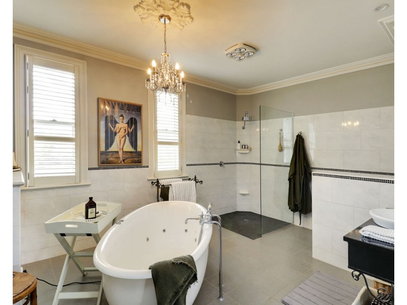 426 Charlotte Street, Deniliquin NSW 2710