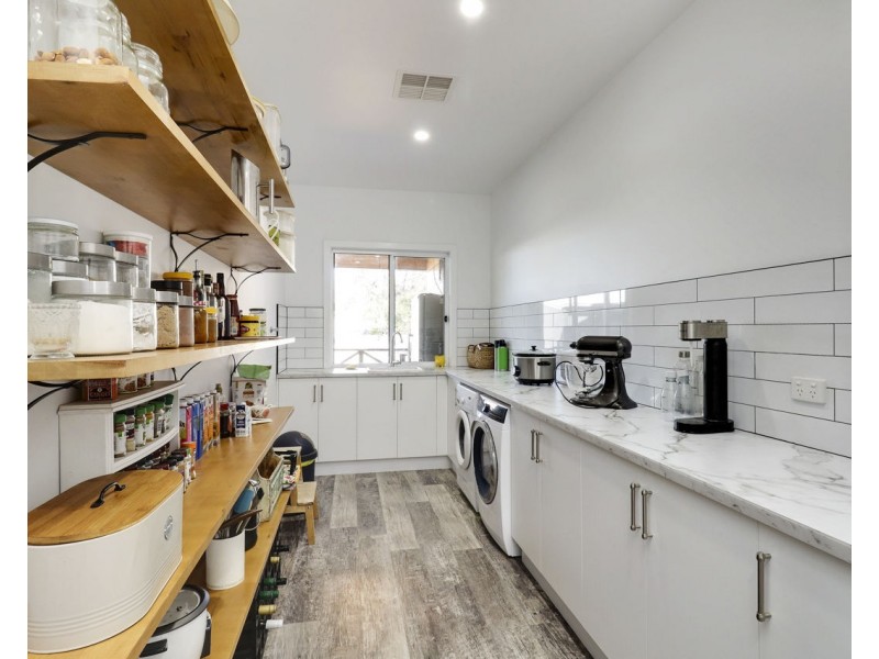 476 Cressy Street, Deniliquin NSW 2710