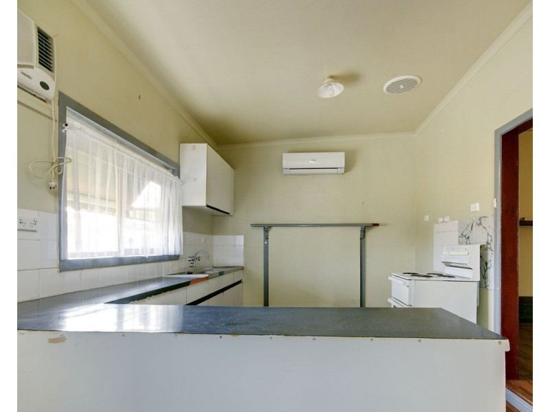 492 Henry Street, Deniliquin NSW 2710