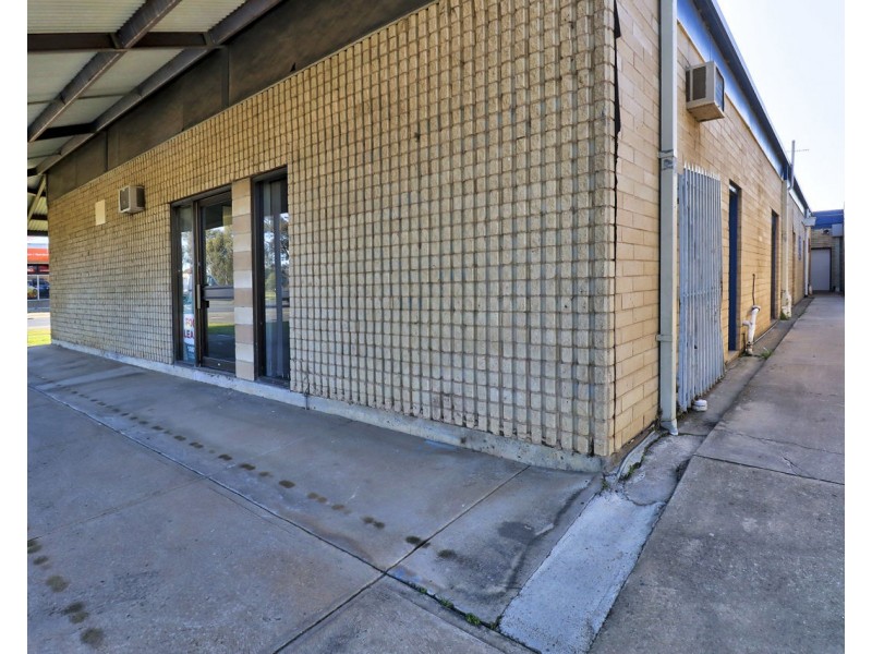 8/52 Hardinge Street, Deniliquin NSW 2710