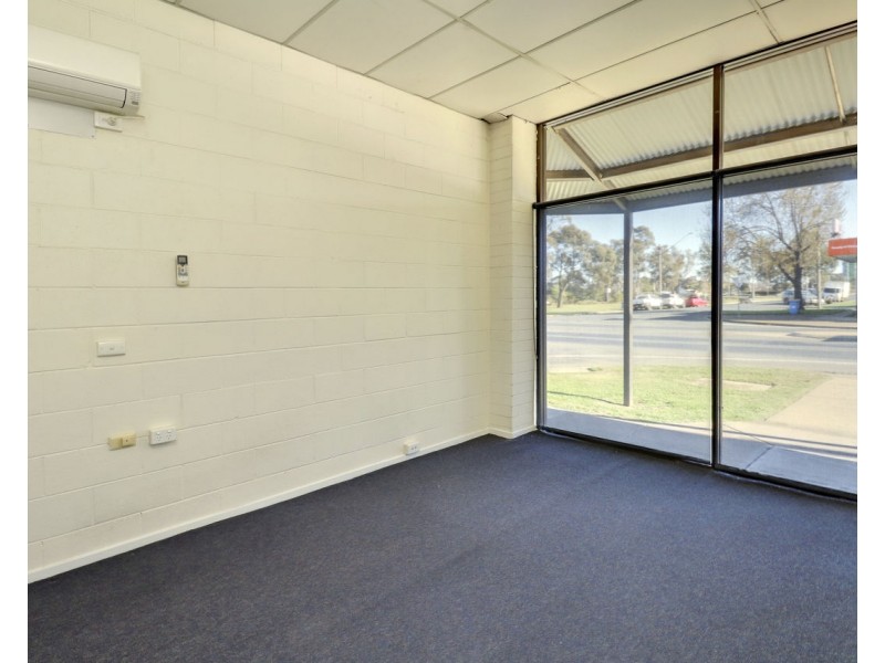 8/52 Hardinge Street, Deniliquin NSW 2710