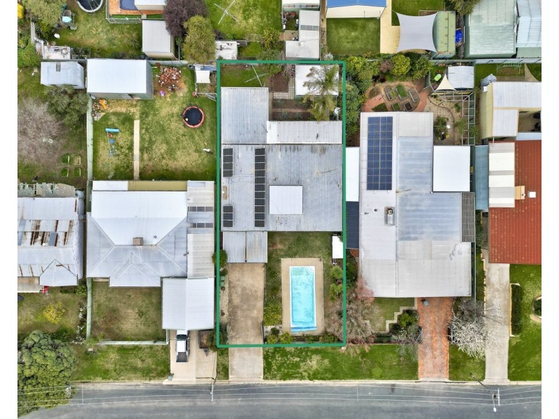 287 Noyes Street, Deniliquin NSW 2710