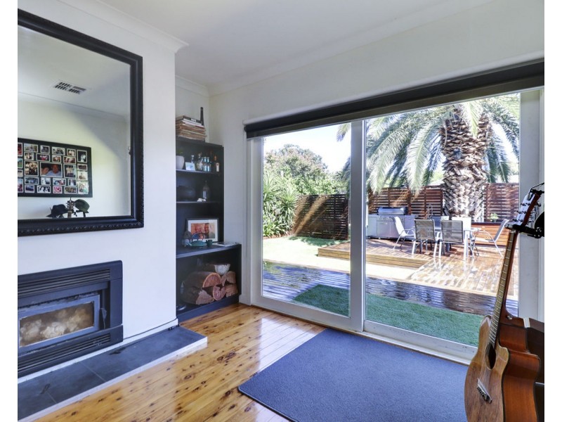 89 Crispe Street, Deniliquin NSW 2710