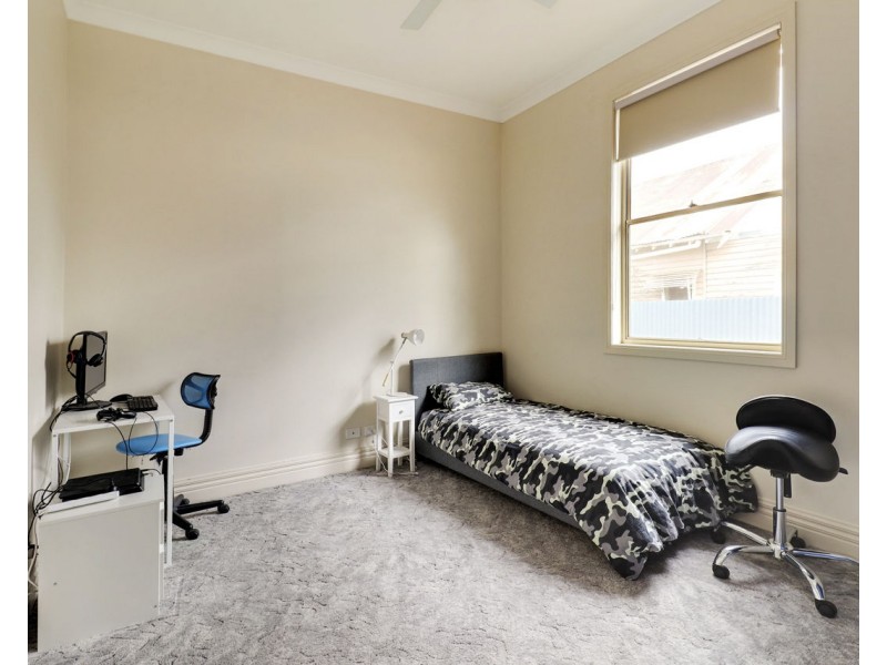 97 Edwardes Street, Deniliquin NSW 2710