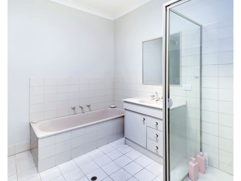 97 Edwardes Street, Deniliquin NSW 2710